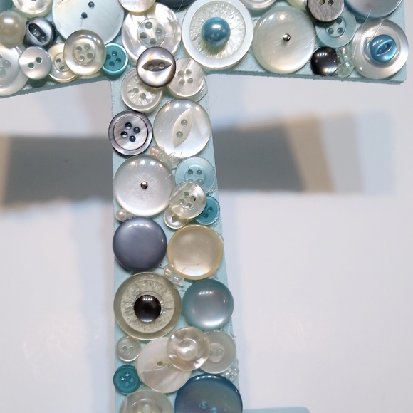 Hand crafted tramp art free-standing wood cross. Decorative cross. - Picture 6 of 8